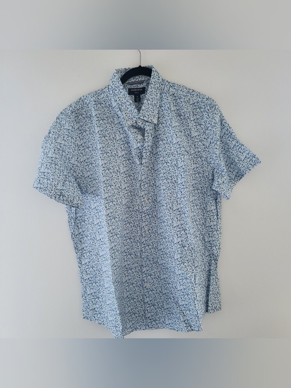 Nordstrom Men’s Light Blue Short-Sleeve Button-Down Shirt